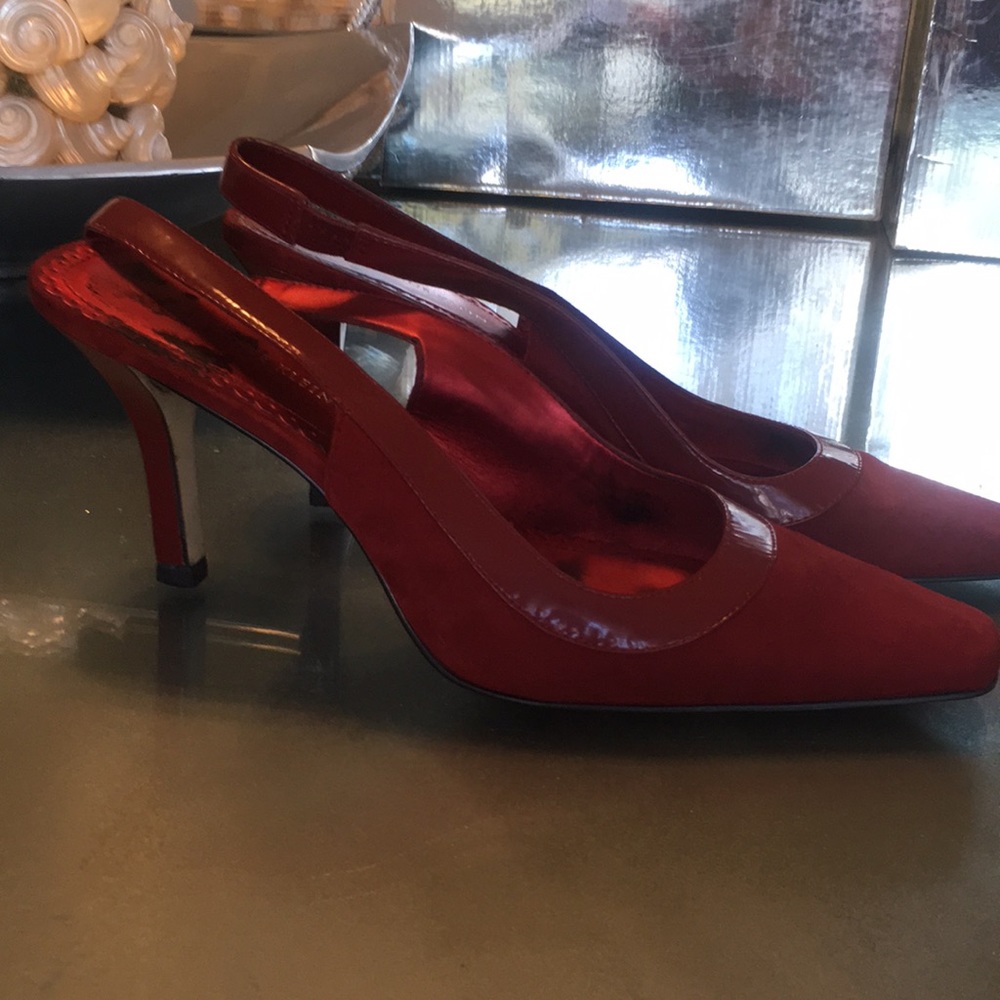 Anne Klein burgundy sling back shoe size 8.5